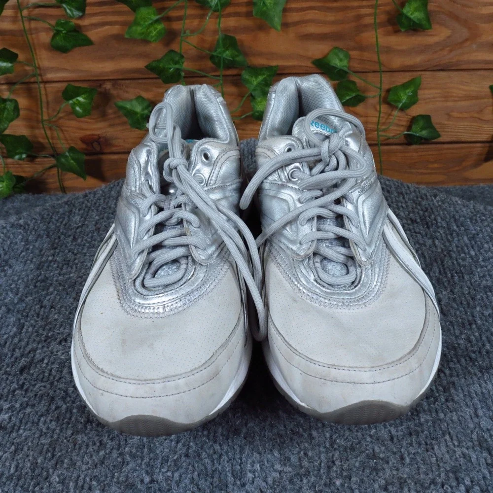 Reebok Easytone Smoothfit Women Athletic Walking Shoe Size 6.5 Silver Synthetic‎